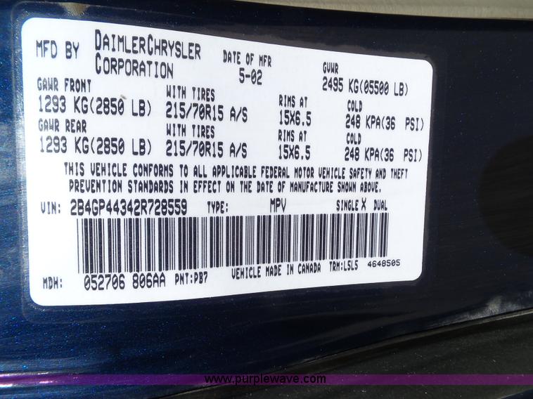image for item L5519 2002 Dodge Grand Caravan Sport van