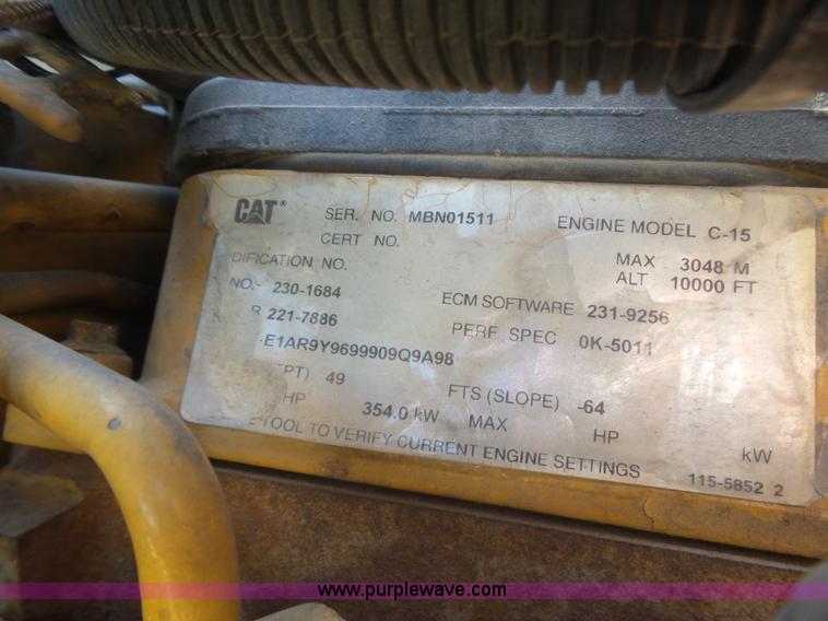 image for item L5973 2003 Peterbilt 387 semi truck