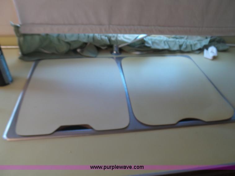 image for item L5975 1971 Air Stream International camper