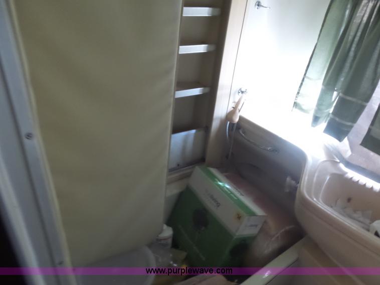 image for item L5975 1971 Air Stream International camper