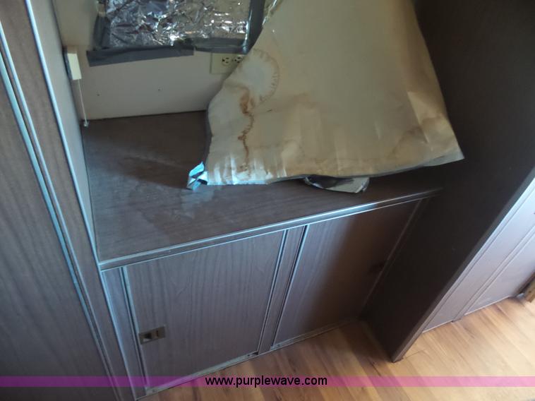 image for item L5975 1971 Air Stream International camper