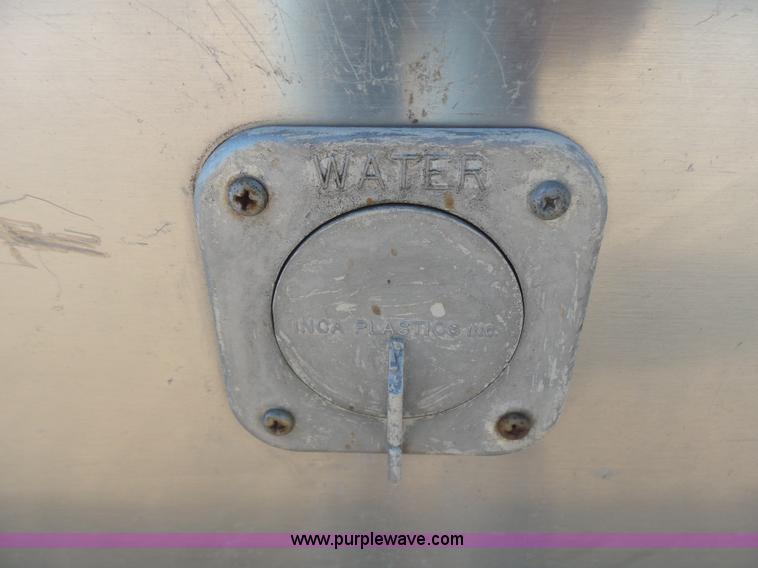 image for item L5975 1971 Air Stream International camper