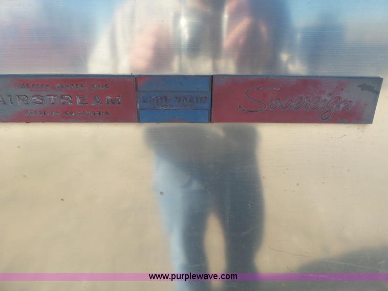 image for item L5975 1971 Air Stream International camper