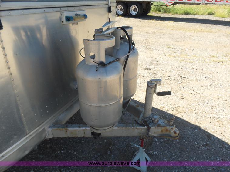 image for item L5975 1971 Air Stream International camper