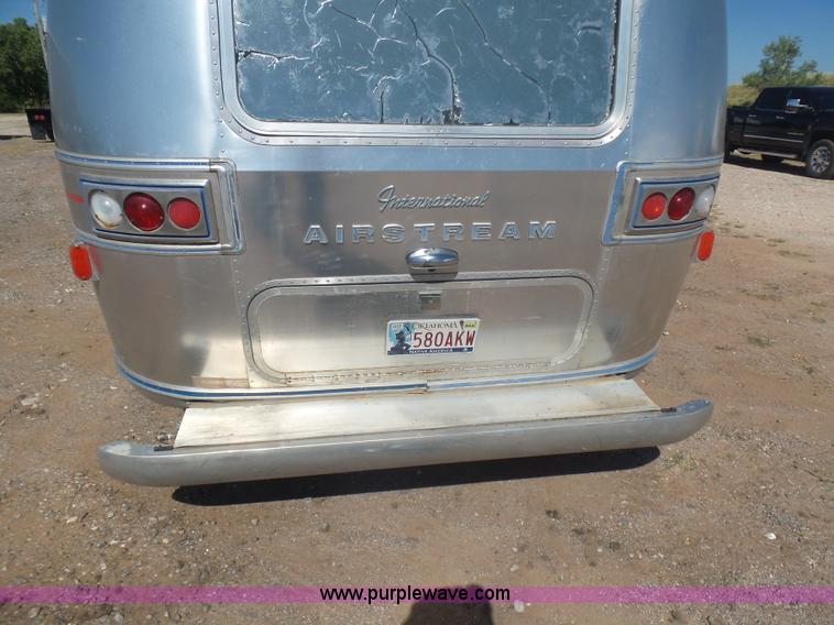 image for item L5975 1971 Air Stream International camper