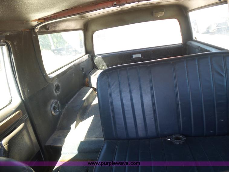 image for item L5976 1989 Ford Bronco SUV