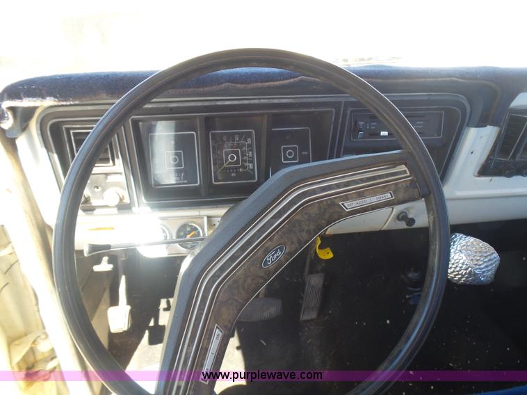 image for item L5977 1977 Ford F100 flatbed pickup truck