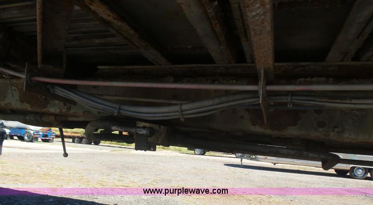 image for item L5978 2002 ITI SPS-48 live bottom trailer