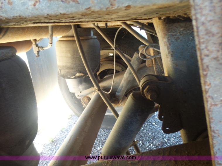 image for item L5978 2002 ITI SPS-48 live bottom trailer