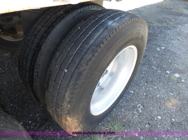 image for item L5978 2002 ITI SPS-48 live bottom trailer