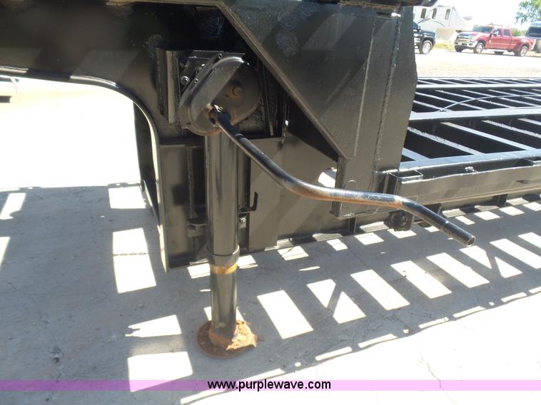 image for item L5979 1989 Trail Star drop deck trailer