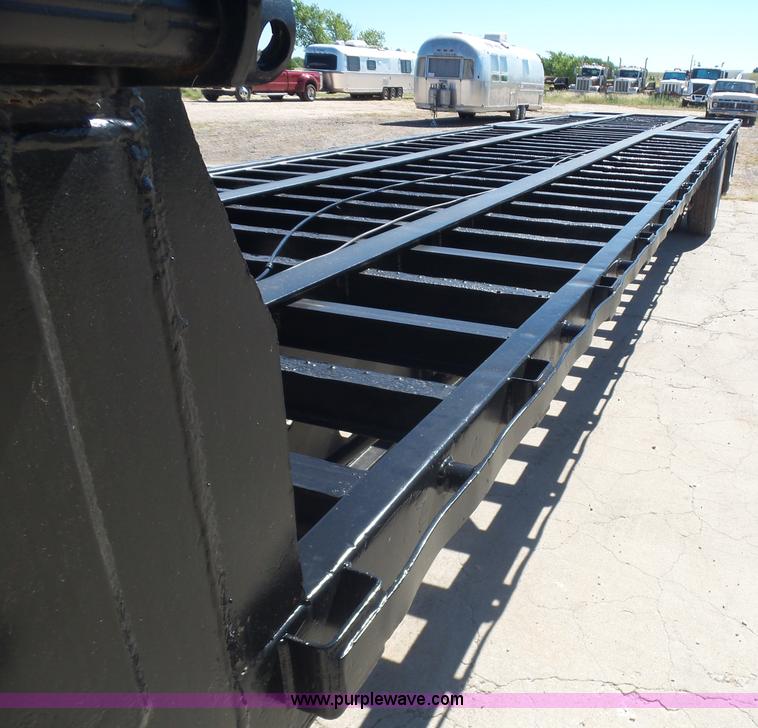 image for item L5979 1989 Trail Star drop deck trailer