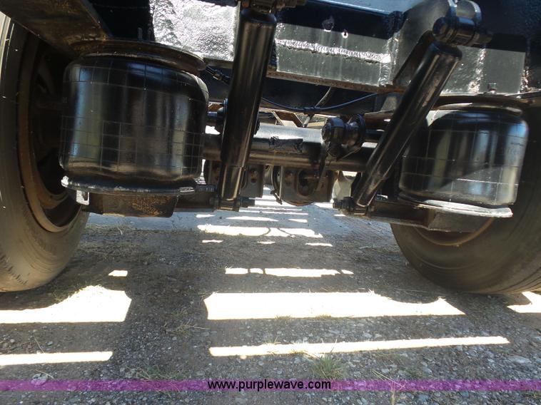 image for item L5979 1989 Trail Star drop deck trailer