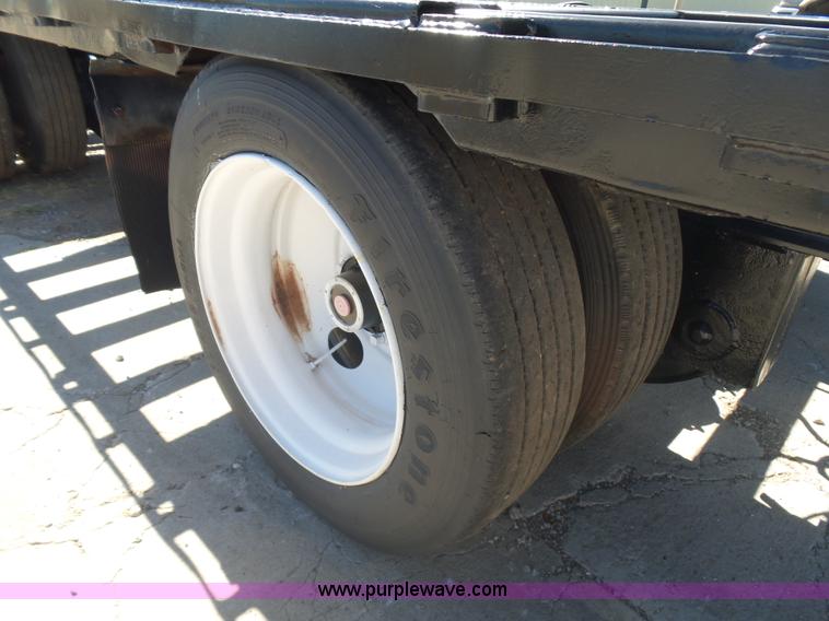 image for item L5979 1989 Trail Star drop deck trailer