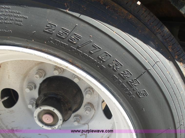 image for item L5979 1989 Trail Star drop deck trailer