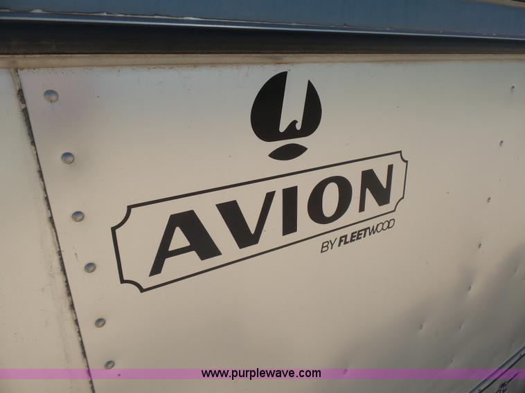 image for item L5980 1987 Avion camper