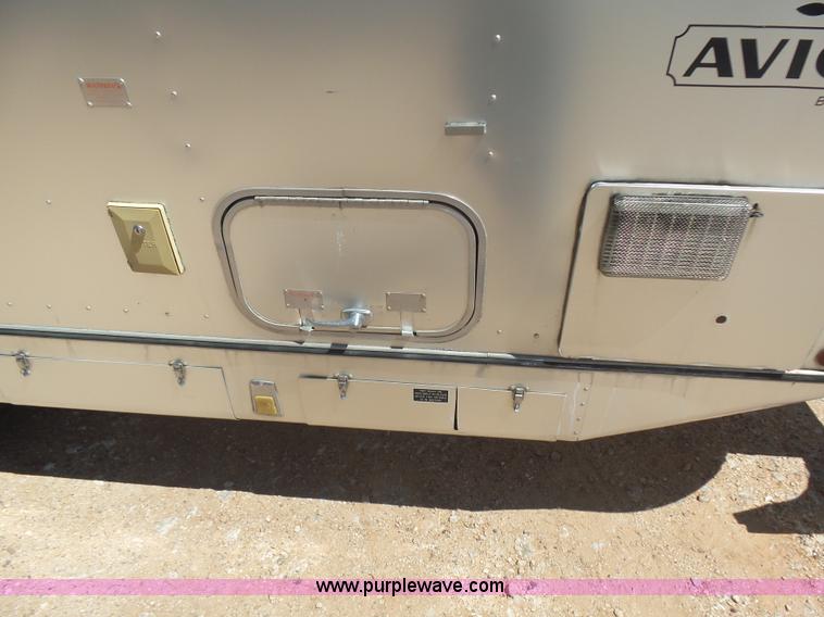 image for item L5980 1987 Avion camper