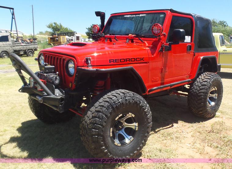 image for item L5981 1999 Jeep Wrangler SUV