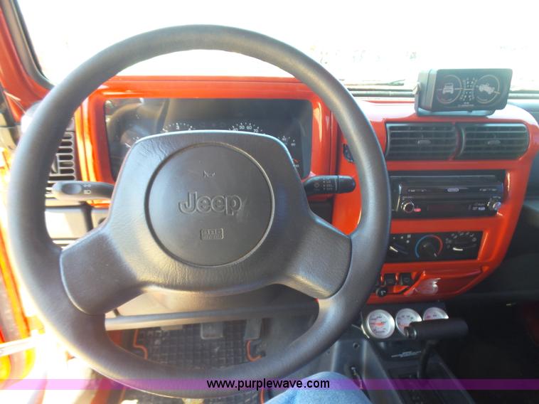 image for item L5981 1999 Jeep Wrangler SUV