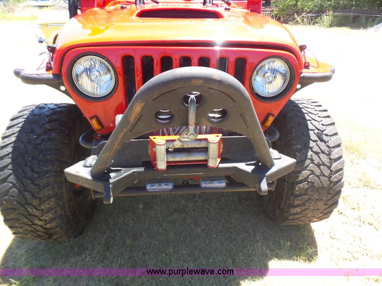 image for item L5981 1999 Jeep Wrangler SUV