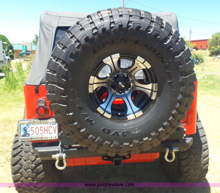 image for item L5981 1999 Jeep Wrangler SUV