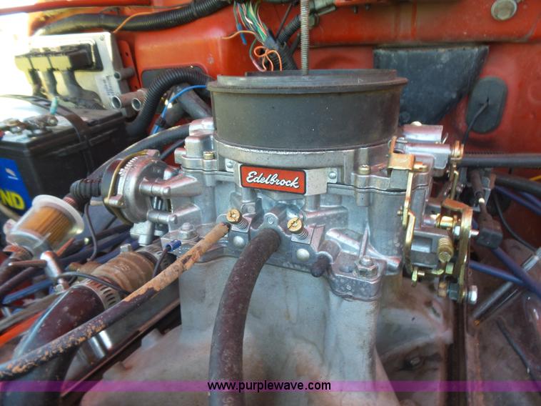 image for item L5981 1999 Jeep Wrangler SUV