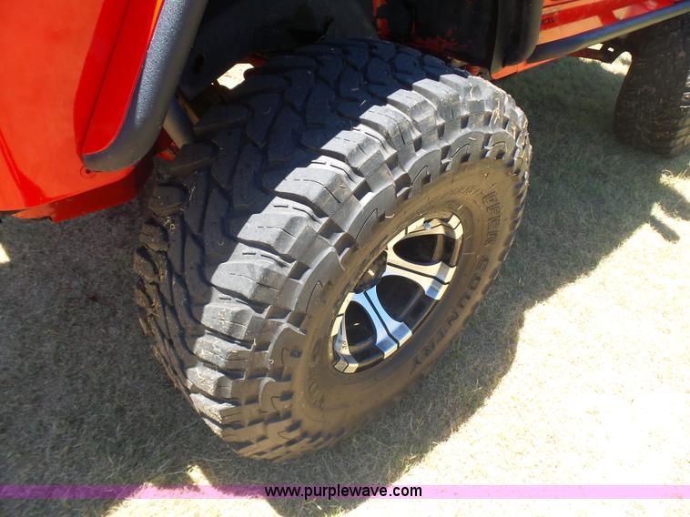 image for item L5981 1999 Jeep Wrangler SUV