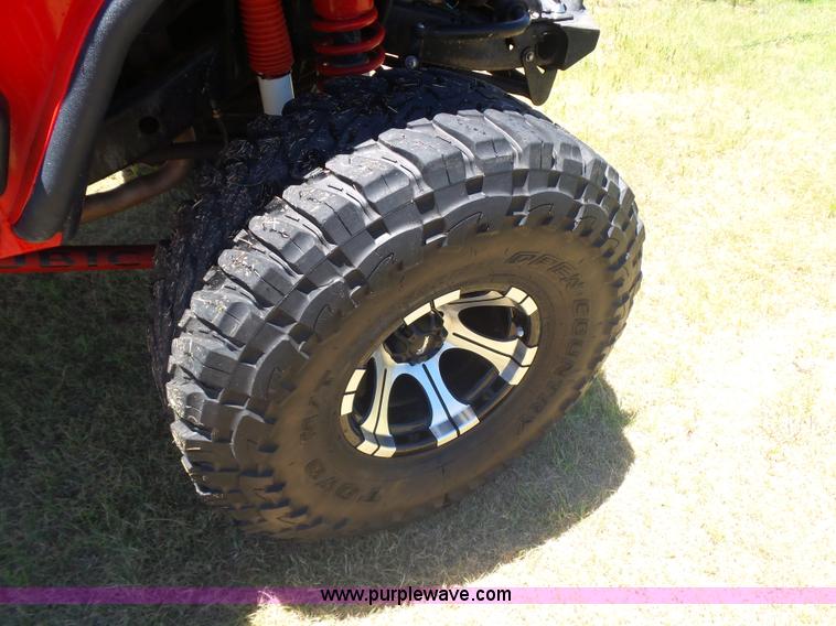 image for item L5981 1999 Jeep Wrangler SUV