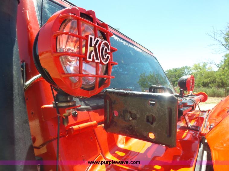 image for item L5981 1999 Jeep Wrangler SUV