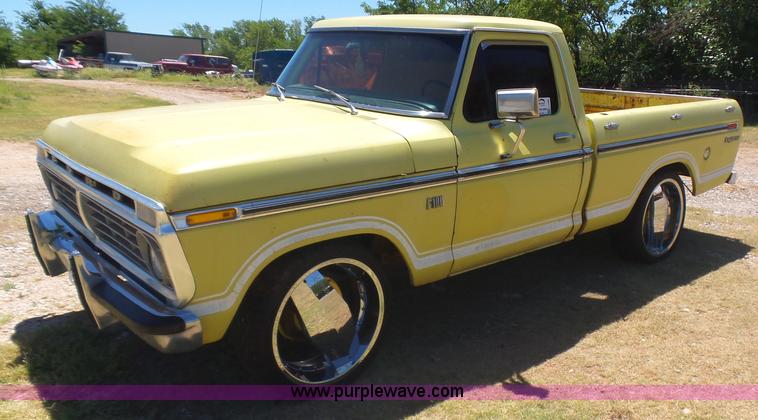 image for item L5986 1973 Ford F100 pickup truck