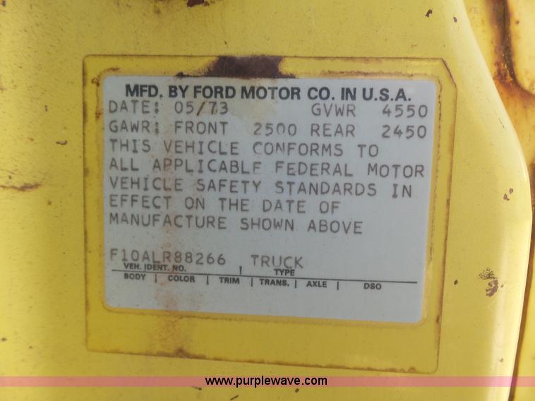 image for item L5986 1973 Ford F100 pickup truck