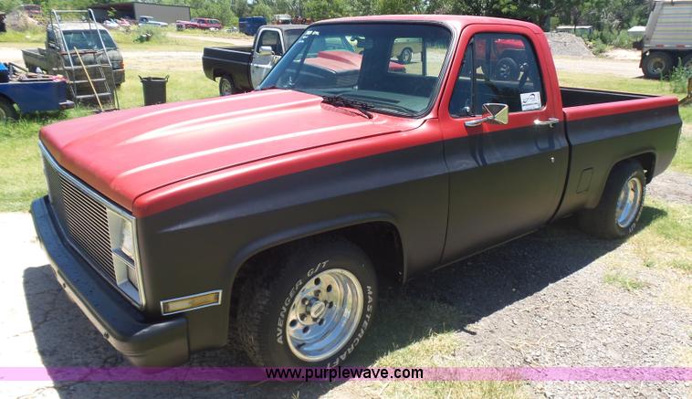 image for item L5988 1983 Chevrolet C-10 pickup truck