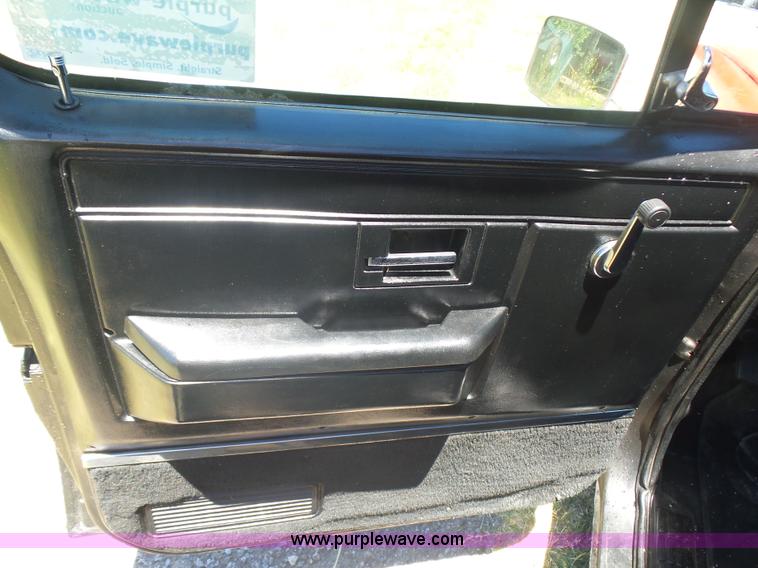 image for item L5988 1983 Chevrolet C-10 pickup truck