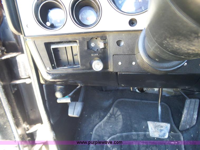 image for item L5988 1983 Chevrolet C-10 pickup truck