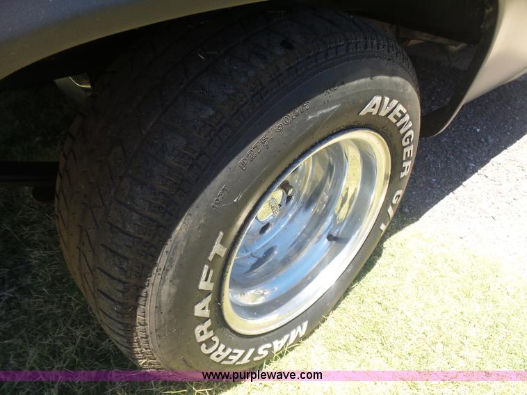 image for item L5988 1983 Chevrolet C-10 pickup truck