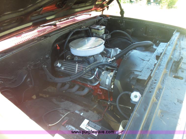 image for item L5988 1983 Chevrolet C-10 pickup truck