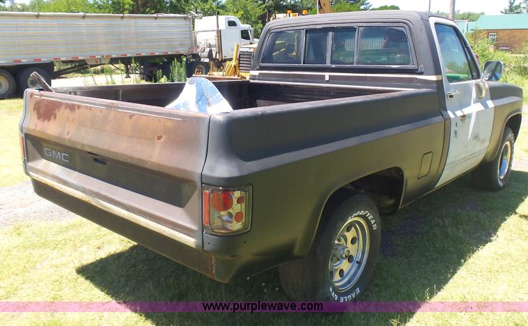 image for item L5989 1978 GMC pickup truck