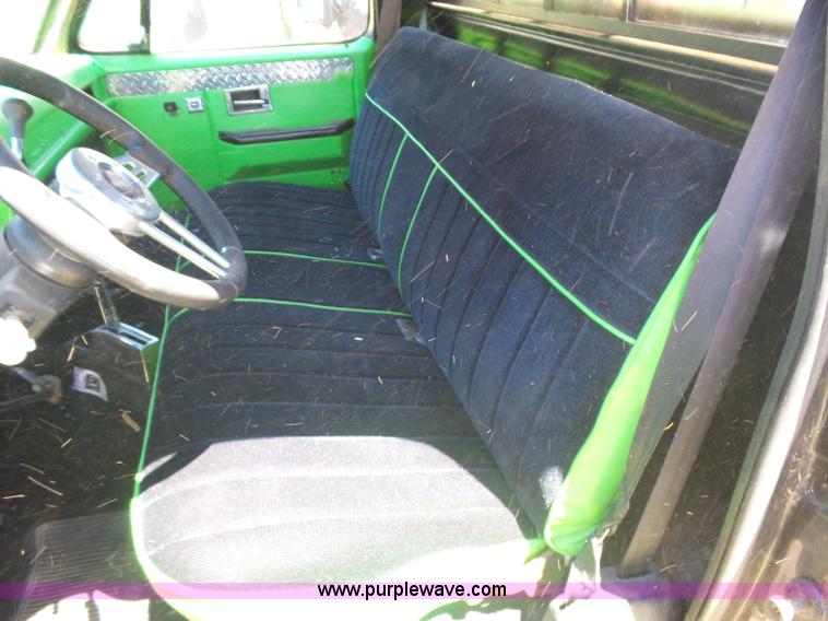 image for item L5989 1978 GMC pickup truck