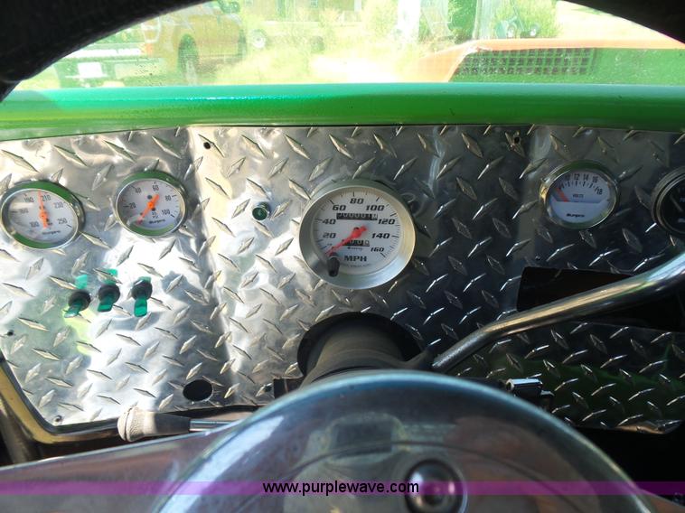 image for item L5989 1978 GMC pickup truck