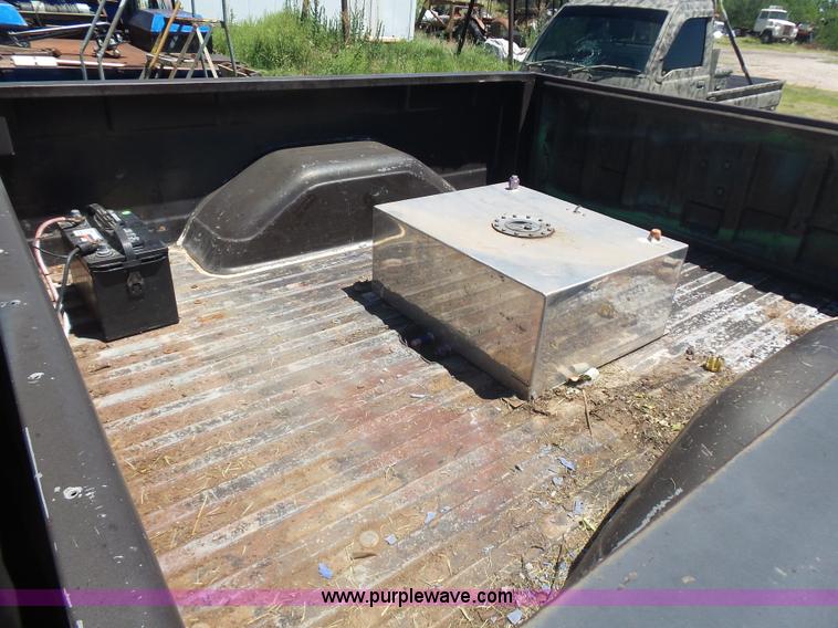 image for item L5989 1978 GMC pickup truck