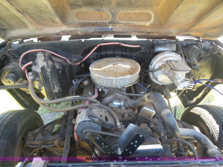 image for item L5989 1978 GMC pickup truck