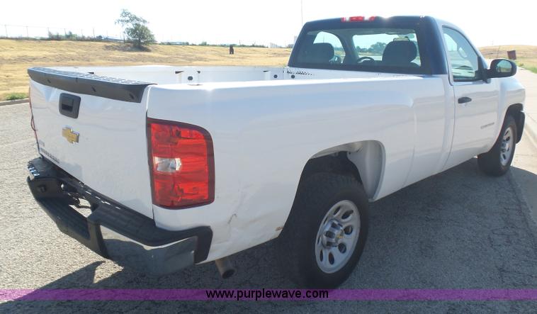 image for item L5992 2011 Chevrolet Silverado 1500 pickup truck