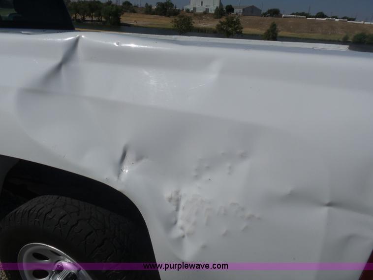 image for item L5992 2011 Chevrolet Silverado 1500 pickup truck