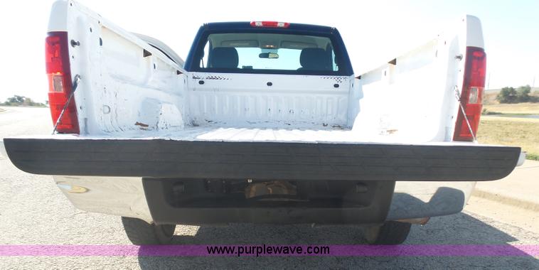 image for item L5992 2011 Chevrolet Silverado 1500 pickup truck
