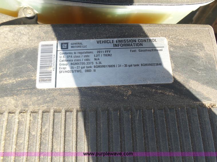 image for item L5992 2011 Chevrolet Silverado 1500 pickup truck