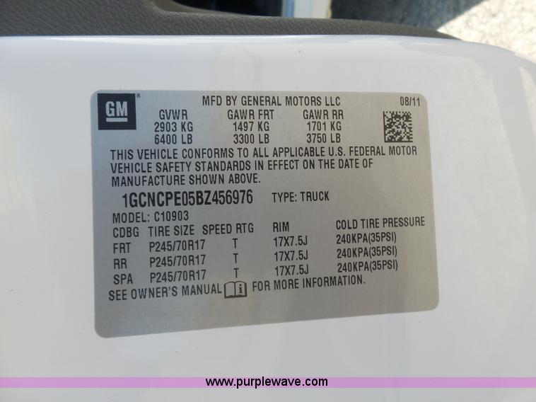 image for item L5992 2011 Chevrolet Silverado 1500 pickup truck