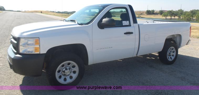 image for item L5993 2010 Chevrolet Silverado 1500 pickup truck