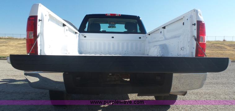 image for item L5993 2010 Chevrolet Silverado 1500 pickup truck