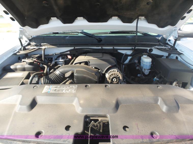 image for item L5993 2010 Chevrolet Silverado 1500 pickup truck