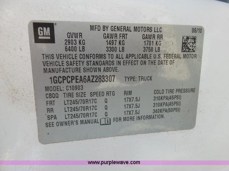 image for item L5993 2010 Chevrolet Silverado 1500 pickup truck